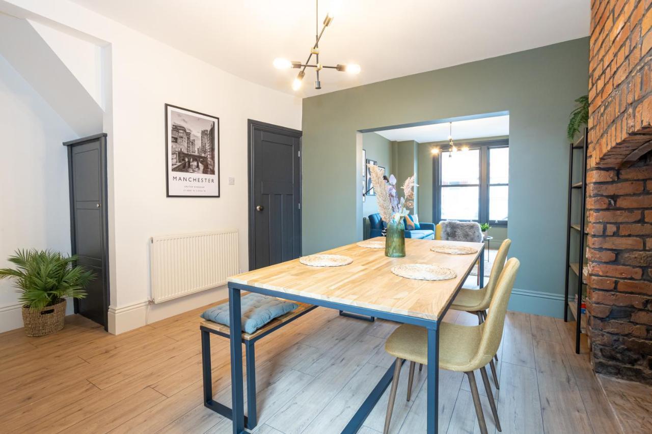 Stunning Scandi 3 Bed House In Manchester-Parking Villa Exterior photo